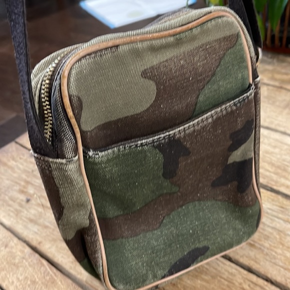 Michael Kors Flight Crossbody Bag - Picture 2 of 5